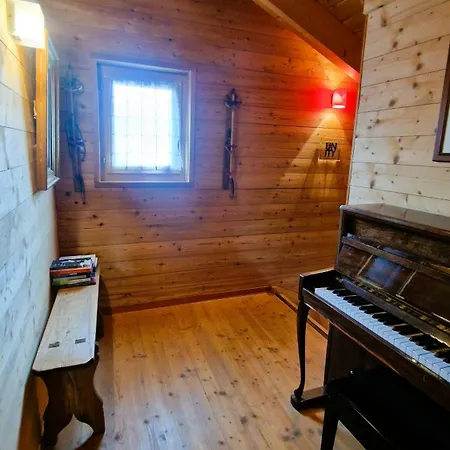 Chalet Grange De Fonville - Centre - 6 Personnes Evolene